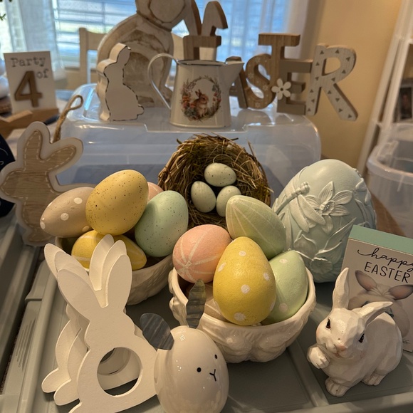 Assorted Easter decorations - Picture 6 of 7